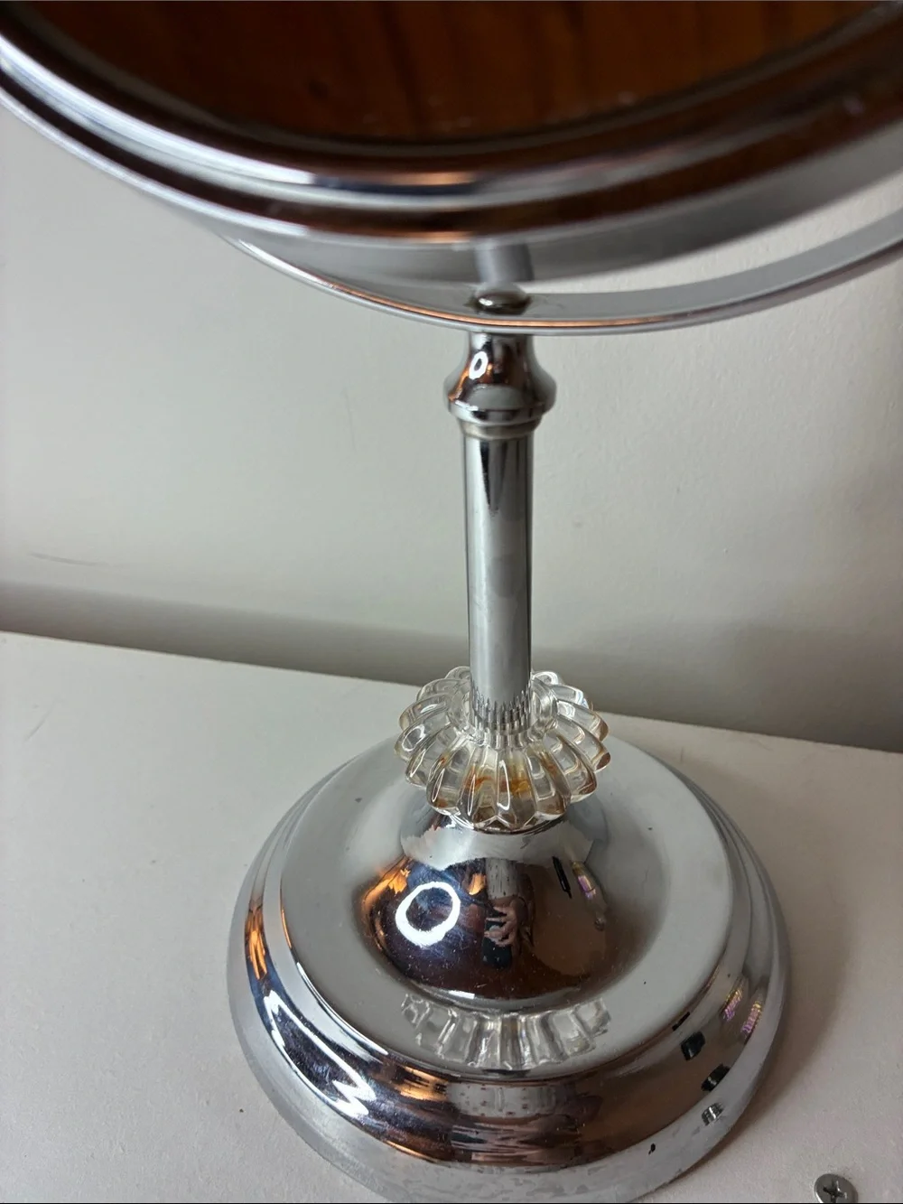 Vintage Style Silver Round Vanity Mirror Chrome Makeup Mirror